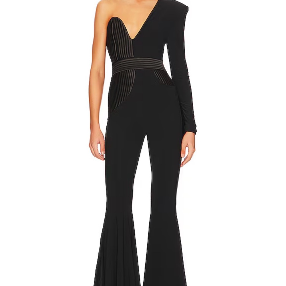 Zhviago, Chic Black One-Shoulder Jumpsuit